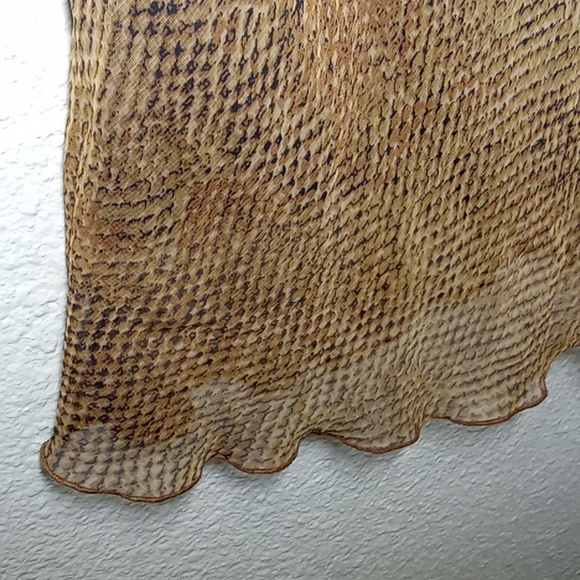 Snakeskin Top - Picture 3 of 3